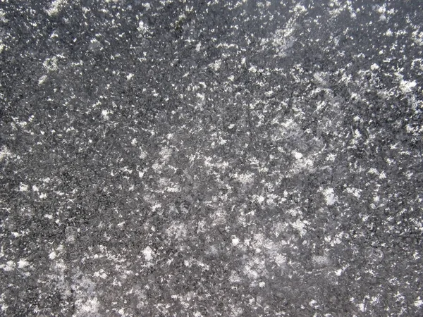 Inverno Natureza padrão feito pela geada e neve: A textura do gelo coberto sob neve em pó — Fotografia de Stock