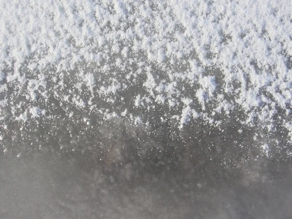 Zimowy mroźny tekstura tło: powierzchni lodu, pokryte lód mroźny wzory — Zdjęcie stockowe