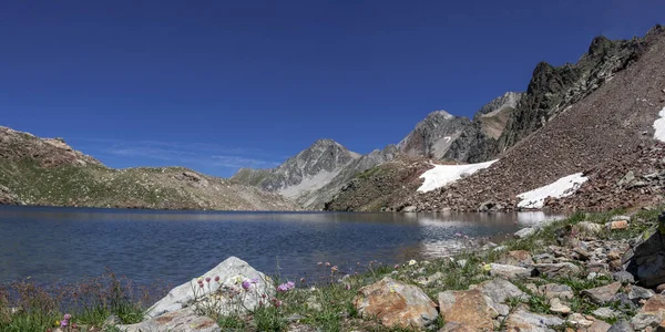 Lac Col Arratille French Pyrenees Mountain Lake Cauterets French Spanish — стоковое фото