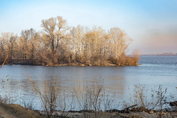 Manhã Cedo Com Árvores Reflexão Sobre Rio Dnieper Inverno Kiev — Fotografia de Stock