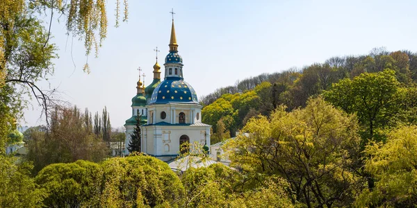Klasztor Vydubitsky w Kijowie, Ukraina — Zdjęcie stockowe
