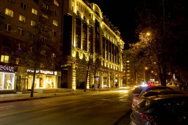 büyük şehrin ışıkları her zaman işaret ve büyüleyecek