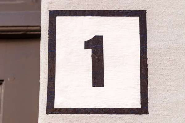 Casa Número Pintado Preto Retângulo Branco Parede Renderizada Bélgica — Fotografia de Stock