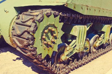 Tırtıllar tank İkinci Dünya Savaşı'nın parçası. Soğuk savaş dönemi. Instagram filtre.