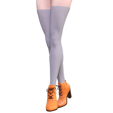 Güzel kadın bacakları yünlü tozluk ve yarım boncuk.