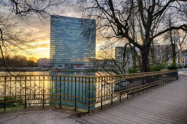 Openbare Park Lake Het Centrum Van Düsseldorf — Stockfoto