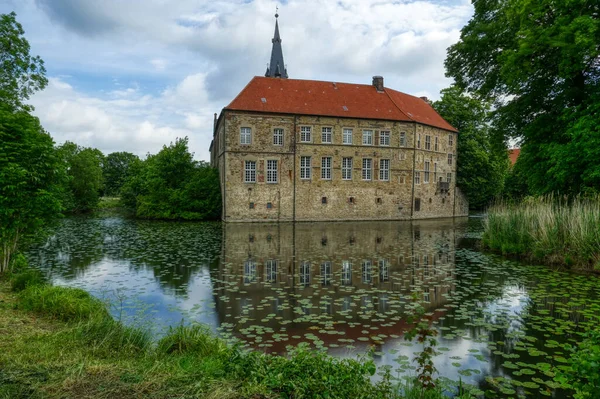 Castillo Renacentista Amarrado Luedinghausen Verano — Foto de Stock