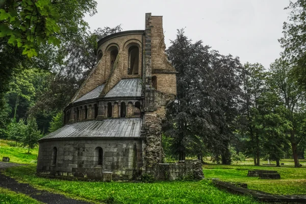 Rückansicht Der Historischen Kirchenruine Heisterbach — Stockfoto