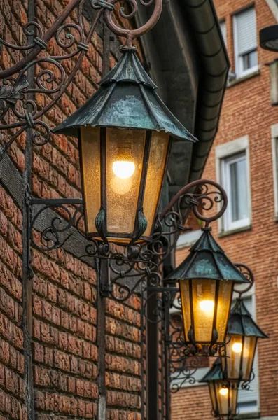 역사적 중심지에 아름다운 램프들 — 스톡 사진