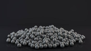 Bir yığın gümüş ve krom topları çok 3d render, küreler siyah yansıtıcı yüzeye dağılmış. Fütüristik arka plan, masaüstü ekran koruyucular, soyut kompozisyonlar için 3d illüstrasyon.