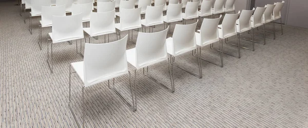 Group Empty White Chairs Modern Conference Hall Presentation Room Seminars — Stock Photo, Image