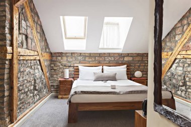 İkiz yatak ile lüks modern Loft yatak odası iç