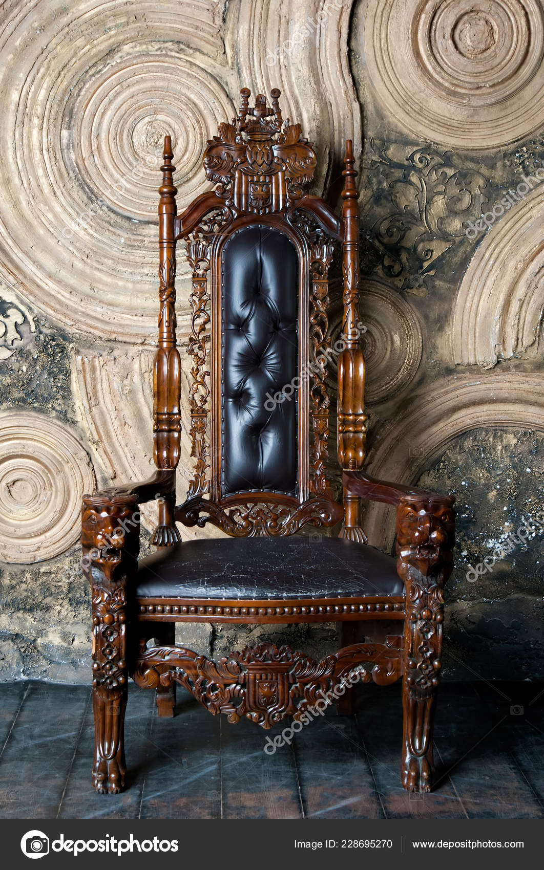 Vintage Royal Armchair Fancy Decorated Wall Background Stock
