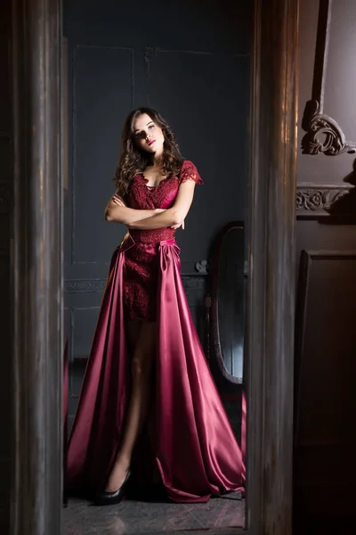 Mirror Reflection Young Brunette Woman Burgundy Satin Dress — Stock Photo, Image