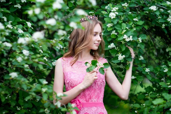 Principessa Regina Giardino Con Corona — Foto Stock