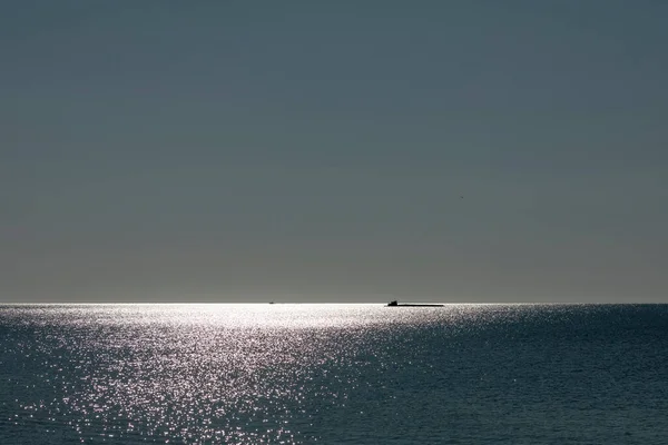 Lago Michigan Con Buque Carga Horizonte — Foto de Stock