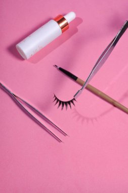 kirpik makyaj araçları, sahte kirpik, cımbız, tutkal