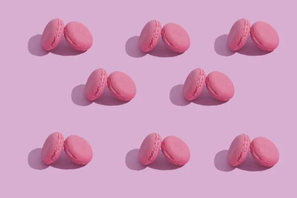 Bitterkoekjes Een Gekleurde Achtergrond Afbeelding Van Kleurrijke Franse Macarons Cookies — Stockfoto