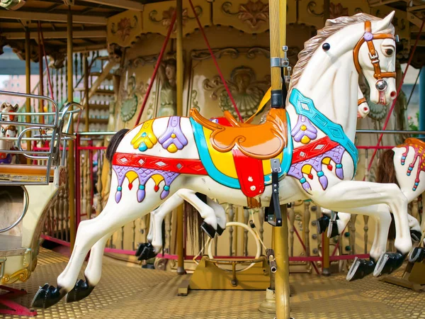 Caballo Carrusel Colorido Parque Temático —  Fotos de Stock