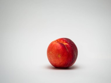 Geometrik dekoratif tasarım elementleri beyaz arkaplanda izole edildi