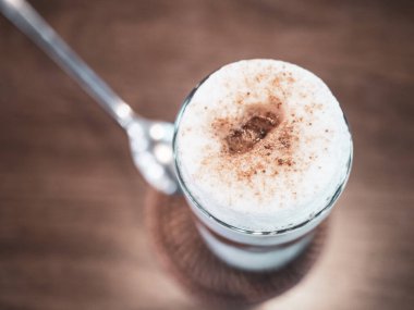 Bistro 'nun içi gece yarısı