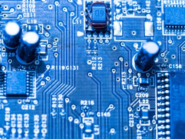 Tümleşik çip setli mikro devre kartı