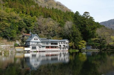 Kumamoto caddeleri Japonya, Kumamoto 'da ön cephe.