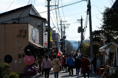 Kumamoto caddeleri Japonya, Kumamoto 'da ön cephe.