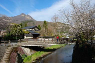 Kumamoto caddeleri Japonya, Kumamoto 'da ön cephe.