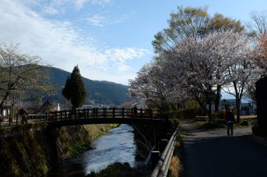 Kumamoto caddeleri Japonya, Kumamoto 'da ön cephe.