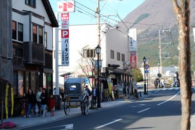 Kumamoto caddeleri Japonya, Kumamoto 'da ön cephe.