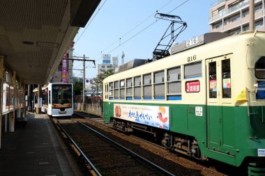 Kumamoto sokakları Japonya 'ya bakıyor