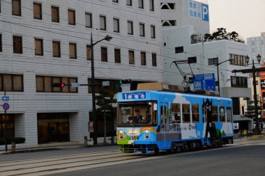 Kumamoto sokakları Japonya 'ya bakıyor