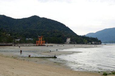 Japonya, Hiroşima 'da Itsukushima manzarası. Halk arasında Miyajima olarak bilinir.,