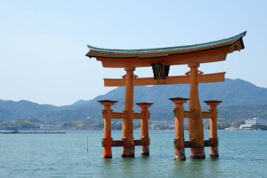 Japonya, Hiroşima 'da Itsukushima manzarası. Halk arasında Miyajima olarak bilinir..