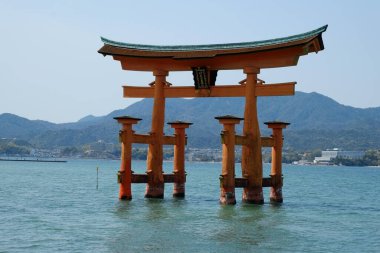 Japonya, Hiroşima 'da Itsukushima manzarası. Halk arasında Miyajima olarak bilinir..