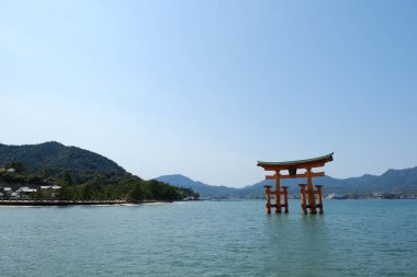 Japonya, Hiroşima 'da Itsukushima manzarası. Halk arasında Miyajima olarak bilinir..