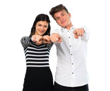 Size, noktaları parmağında izole beyaz arka plan genç Çift