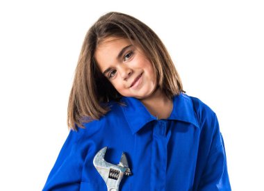 Mekanik kostüm ile küçük kız