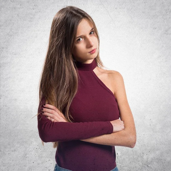 Genç sevimli kız poz