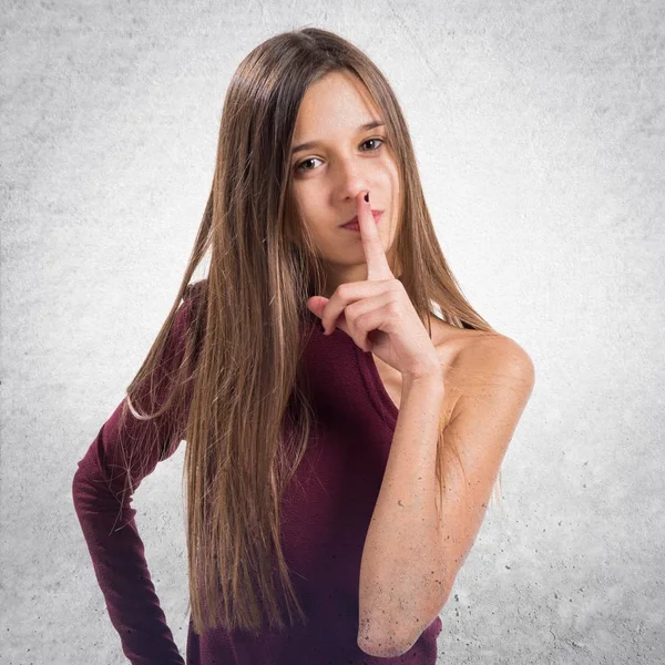 Jovem Adolescente Fazendo Silêncio Gesto — Fotografia de Stock