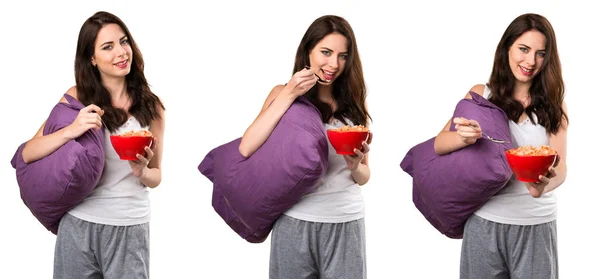 Conjunto Menina Bonita Com Travesseiro Segurando Uma Tigela Cereais — Fotografia de Stock