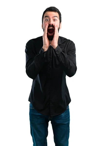 Hombre Guapo Con Barba Gritando Sobre Fondo Blanco —  Fotos de Stock