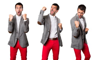 Şanslı yakışıklı adam kümesi