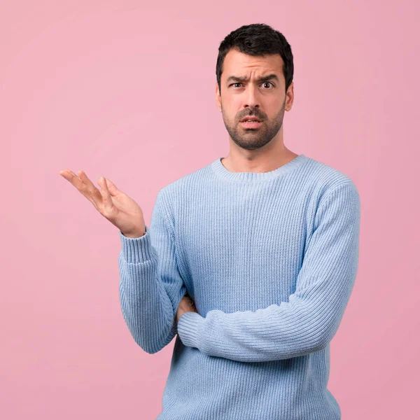 Hombre Guapo Infeliz Frustrado Con Algo Expresión Facial Negativa Sobre — Foto de Stock