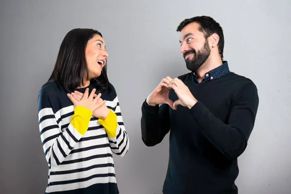 Couple Making Heart Hands Grey Background — Stock Photo, Image