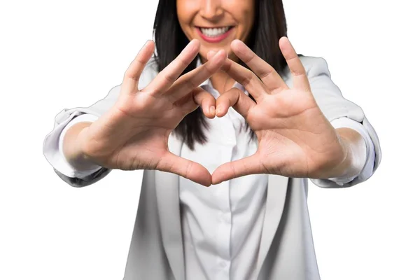 Mujer Bonita Haciendo Corazón Con Sus Manos Sobre Fondo Blanco — Foto de Stock