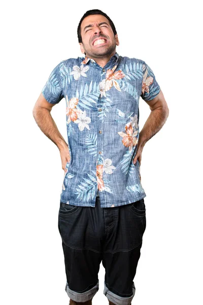 Stilig Man Med Blomma Skjorta Med Ryggsmärtor Isolerade Vit Bakgrund — Stockfoto