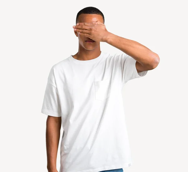 Young African American Man Covering Eyes Hands Want See Something — Stock Photo, Image