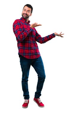 Sunulması ve gelmek davet yakışıklı adam